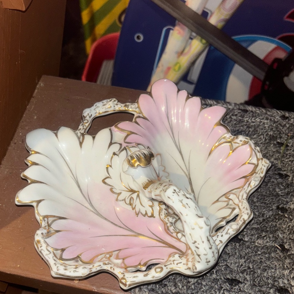 Antique acorn leaf divided dish